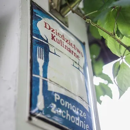 Dworek Tradycja *